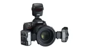 Nikon R1C1